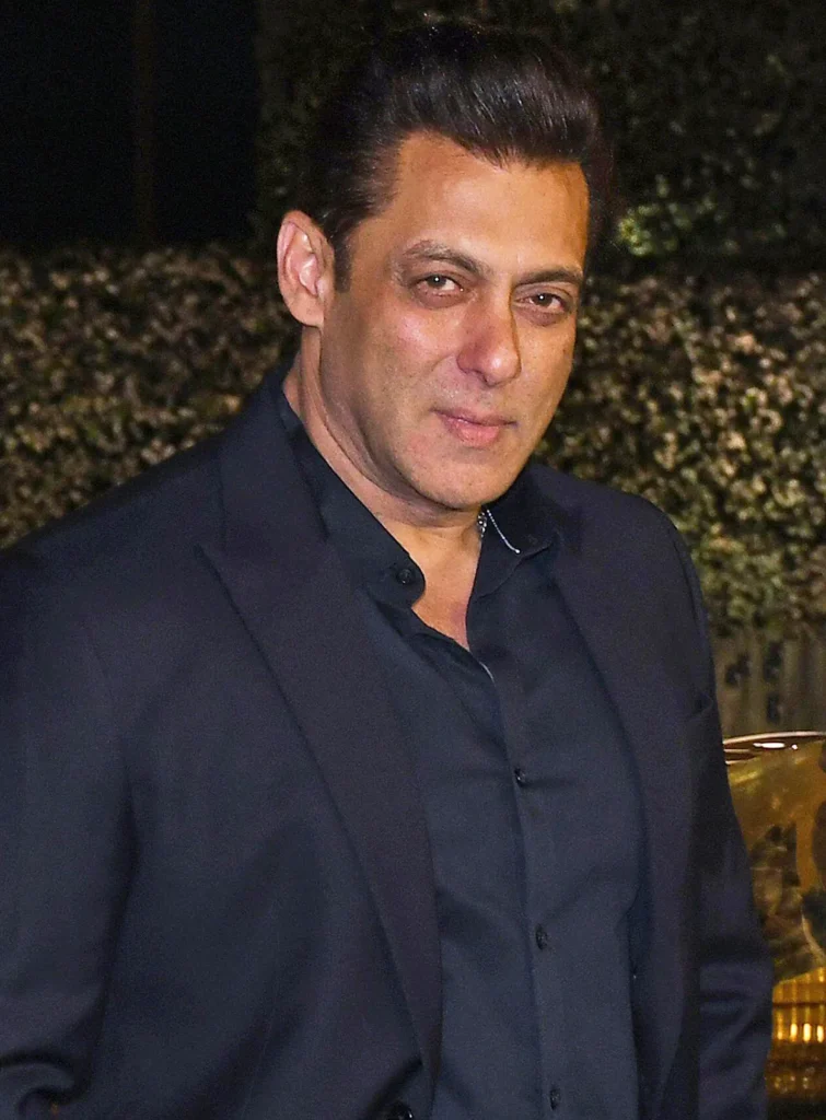 bollywood-actor-salman-khan-at-nika-mukesh-ambani-cultural-center-nmacc-mumbai-india